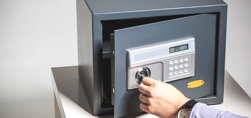Jewelry Safe Unlocking Service in Belmont, California