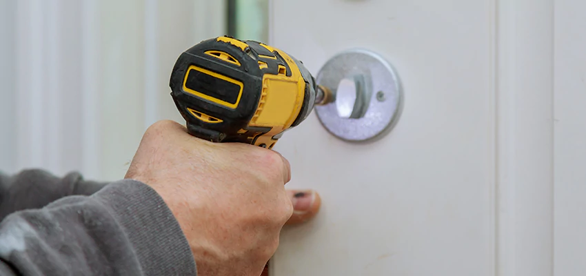 Street Locksmith For Smart Lock Repair in Belmont, CA