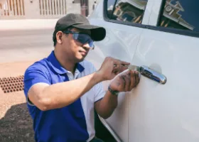 Car Locksmith in Belmont, CA